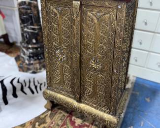 Decorative Cabinet
