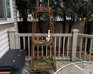 Iron Tiered Garden Item 