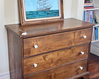 CHEST OF DRAWERS