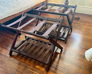 LUGGAGE STANDS