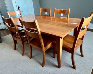 AMISH CHERRY TABLE SET