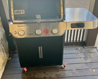 WEBER GENESIS GRILL