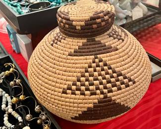 AMERICAN INDIAN "STYLE" BASKET