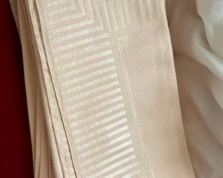 FANCY LINENS