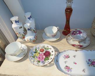 Aynsley porcelain, tea cups and jewelry tray.