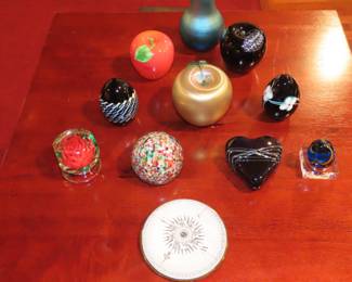 6 Signed Grant Randolph Studios paperweights and other paperweights.