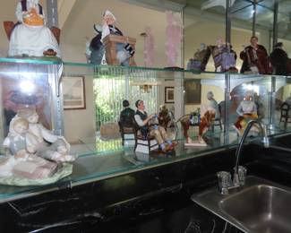 Royal Doulton figures and Lladros.