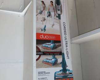 Like new Shark Duo ultra light vacuum