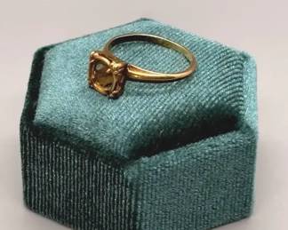10k Gold Wedding RingMissing Diamond