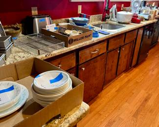 Kitchen Ware and small appliances