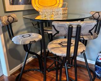 Modern Round Glass Bar-Height Table with 4 Upholstered Stools