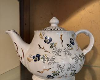  Ellgreave Wood & Sons Ironstone Floral Teapot