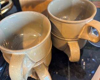 Set of 4 Mikasa Latitudes Tan Stoneware Coffee Mugs