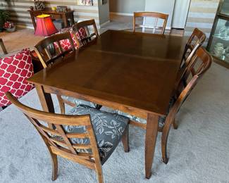 Craftsman Style Dining Set
