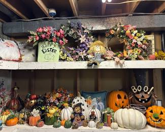 Assortment of Fall Decor