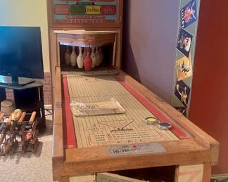 Circa 1950s Chicago Coin Bowling Arcade Game
