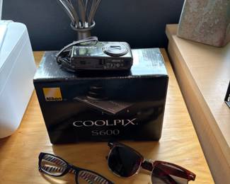 Nikon Coolpix S600 Digital Camera