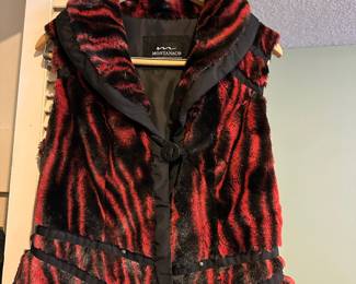 Montanaco The Montana Clothing Co. Women's Red & Black Striped Vest