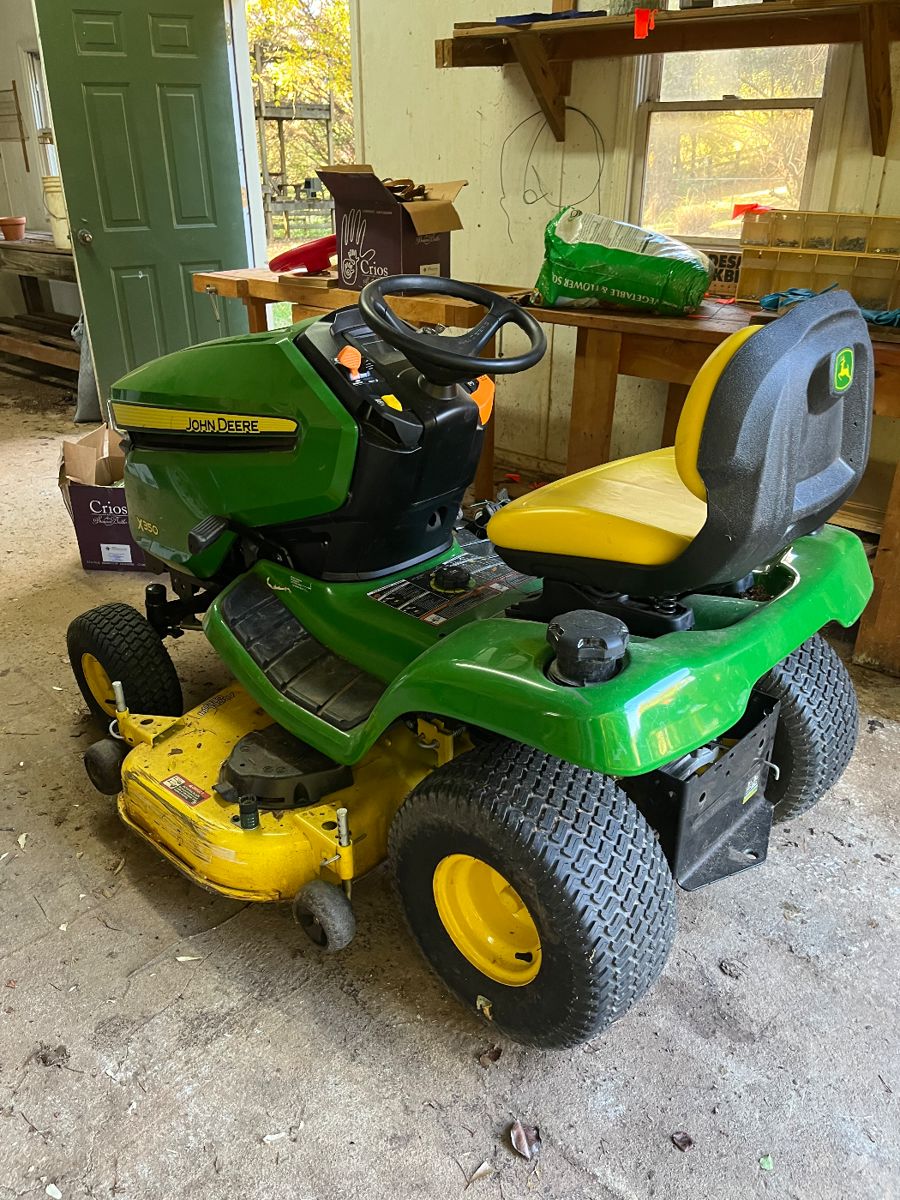 JOHN DEERE X350 2021 54 HOURS
LAWNMOWER