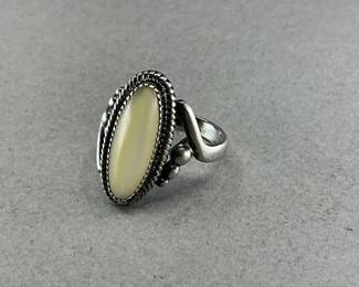 Sterling Mother of Pearl Ring