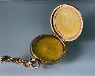 10K Locket
