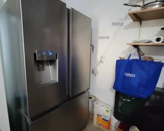 Nice French door refrigerator 