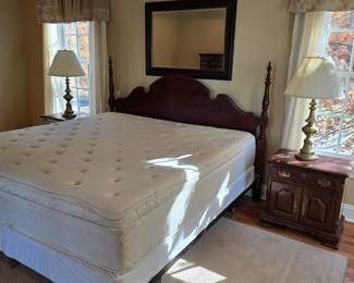 $295 bed (complete)
