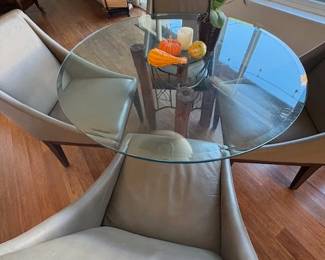 4 CHAIR GLASS DINING TABLE SET