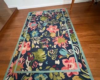 FLORAL AREA RUG 90 x 60