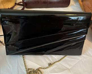 8Nov 04 2025 04 06pmu1tn