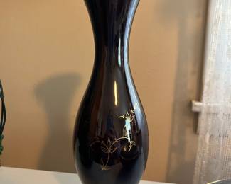 142Nov 04 2025 05 07pm7eaJ