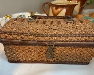 60Nov 04 2025 04 28pmu2tr