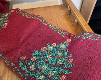 178Nov 04 2025 05 33pm7qiT