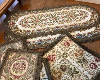 158Nov 04 2025 05 13pmhTiV