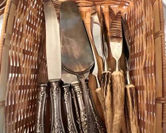 382Nov 04 2025 09 35pmzJwh