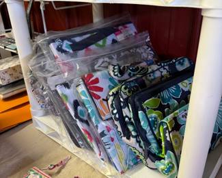 Thirty One brand handbags