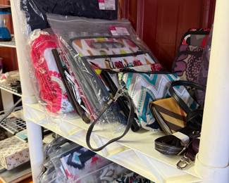 SO. MANY. handbags. Thirty One brand.