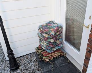 more brand-new cushions 