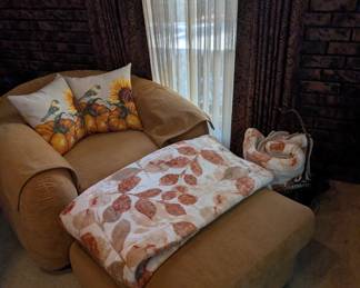 Super comfy arm chair with ottoman 