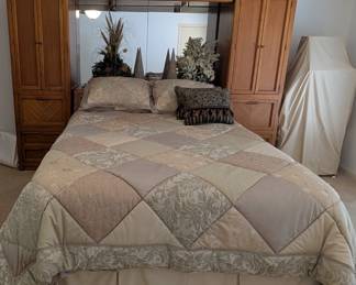 Oak queen size bed set