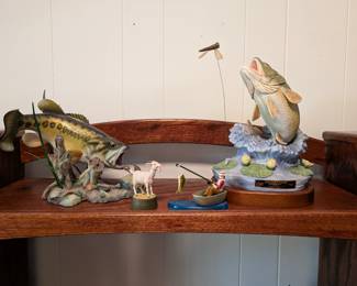 *Rare* Largemouth Bass fish w/dragonfly  Lionstone Whiskey decanter. Danbury "Sudden Strike Bass" George Kruth Vintage Figurine Diorama