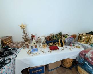 More Christmas decor