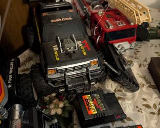 Radio Shack 4x4 Off Roader V8 Wild 77 Monster Truck - UNTESTED