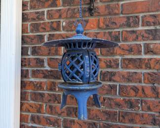 cast-iron asian style hanging lanterns 