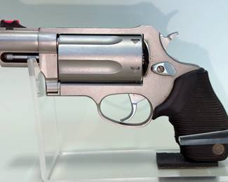 Taurus/ Taurus Int The Judge Public Defender 45LC/410 Ga 5 Shot Revolver SN# JR703452, Fiber Optic Front Sight