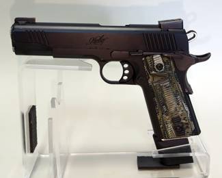 Kimber Custom LW .45 ACP Pistol SN# K952295, Fiber Optic Sights