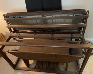 Large folding loom 