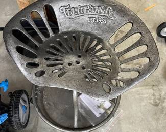 Tractor supply rolling cast iron seat 