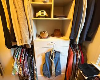 Mens clothing ( large )