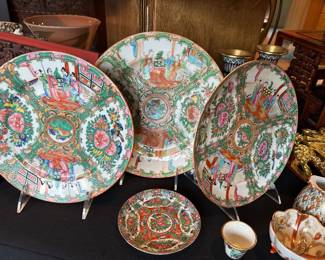 Vintage Rose Medallion Plate